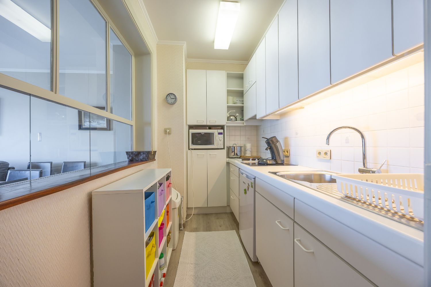 Instapklaar appartement met frontaal zeezicht te koop in Middelkerke foto 8