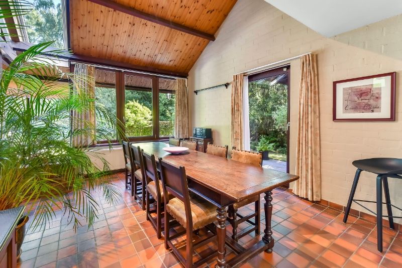 Zeer rustig gelegen villa van 245m² in moderne stijl op 14 are palende aan golfdomein foto 19