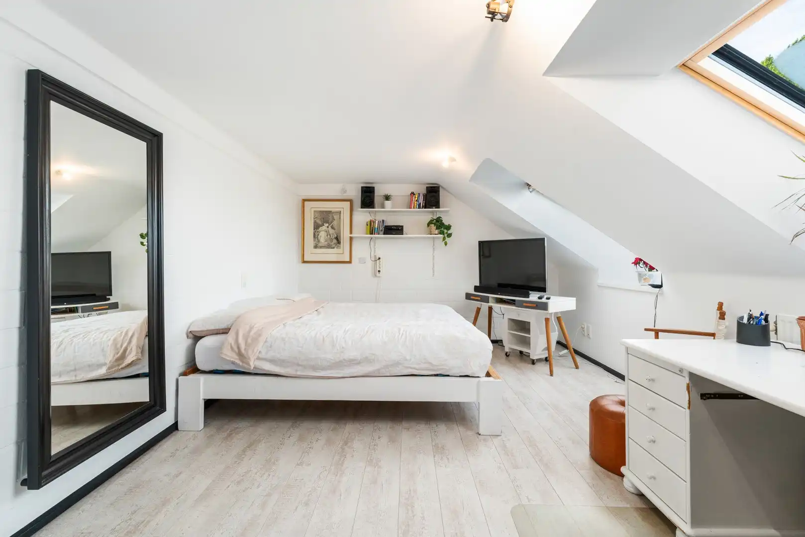Instapklare vrijstaande villa op een mooi perceel van 844 m² foto 21
