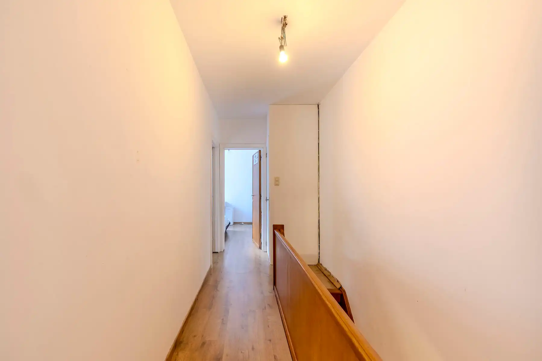 Woning met o.a. 3 slaapkamers in een doodlopende straat foto 13