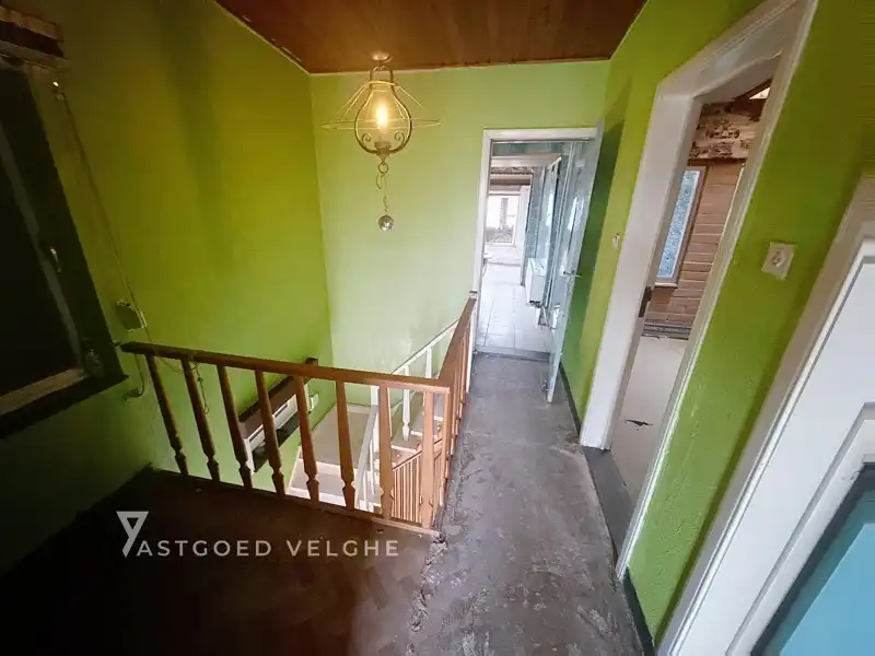 Te renoveren halfopen bebouwing met garage te koop in Maasmechelen (Boudewijnlaan) foto 13