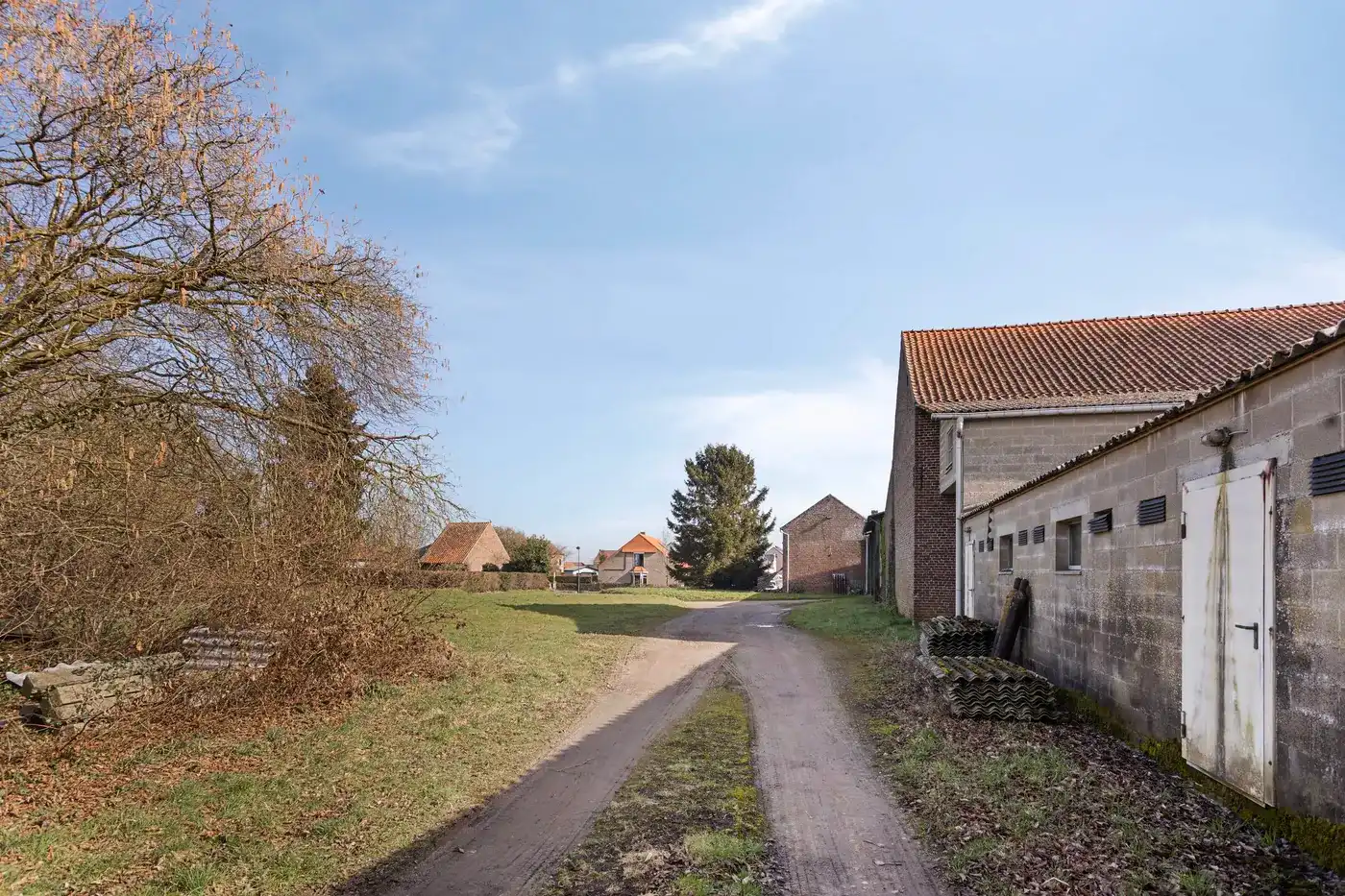 Renovatieproject of projectgrond voor meerdere wooneenheden foto 3