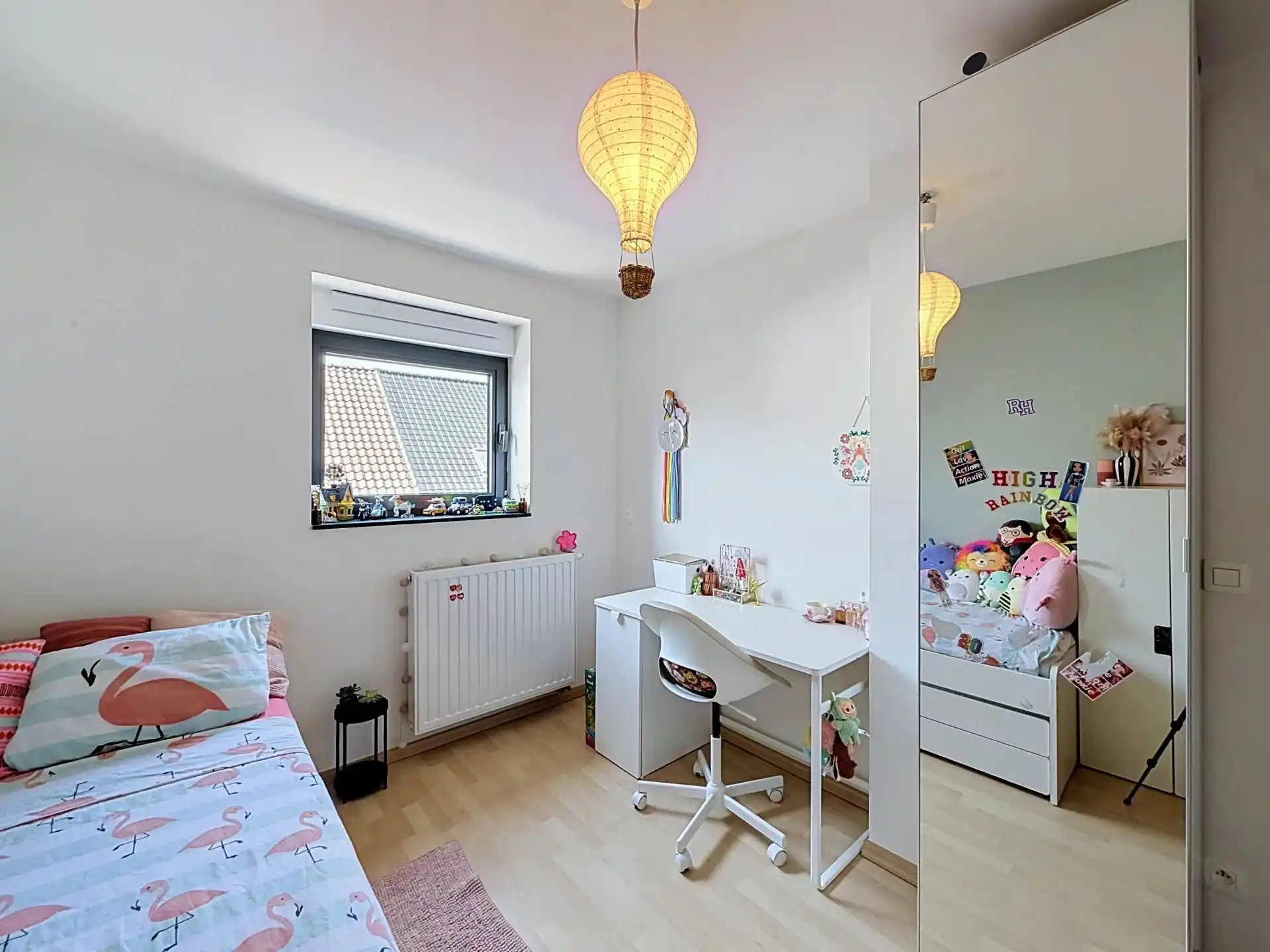 Luxe triplex met dubbele garage, 5 slaapkamers en 2 badkamers  in hartje Mol centrum foto 30