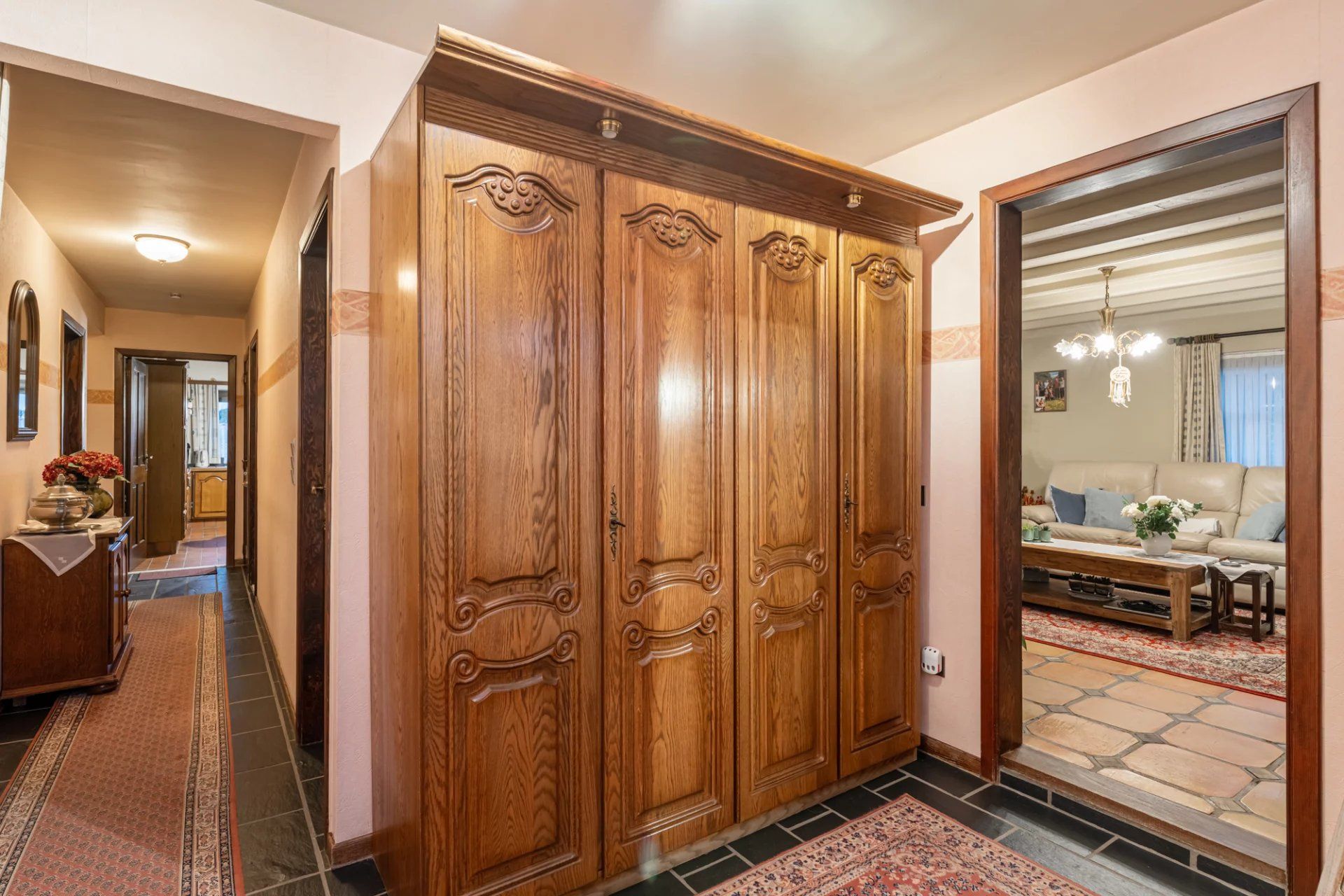 Gelijkvloerse woning met 3 slaapkamers te Stal foto 3