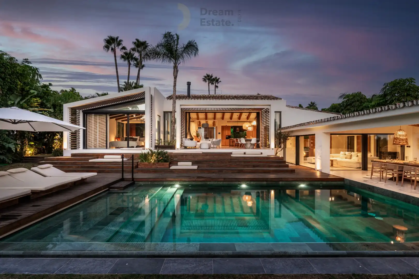 Unieke eerstelijns golfvilla in een exclusieve 'gated community' te Nueva Andalucia foto 39