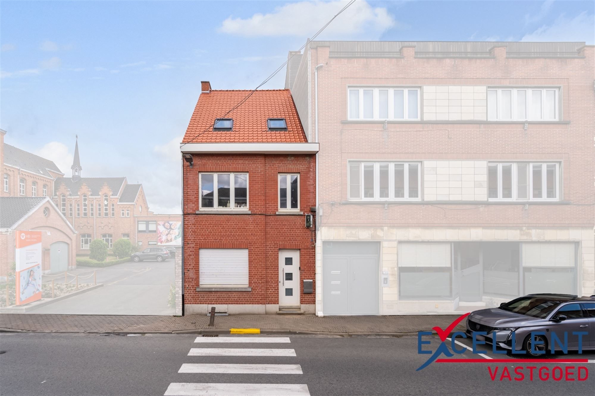 Hoofdfoto van de publicatie: Verder te renoveren woning centrum Brakel