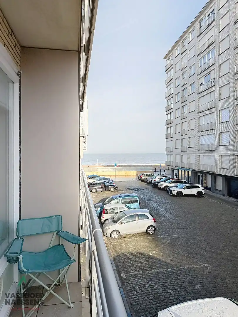 GERENOVEERDE STUDIO MET ZIJDELINGS ZICHT OP ZEE foto 15