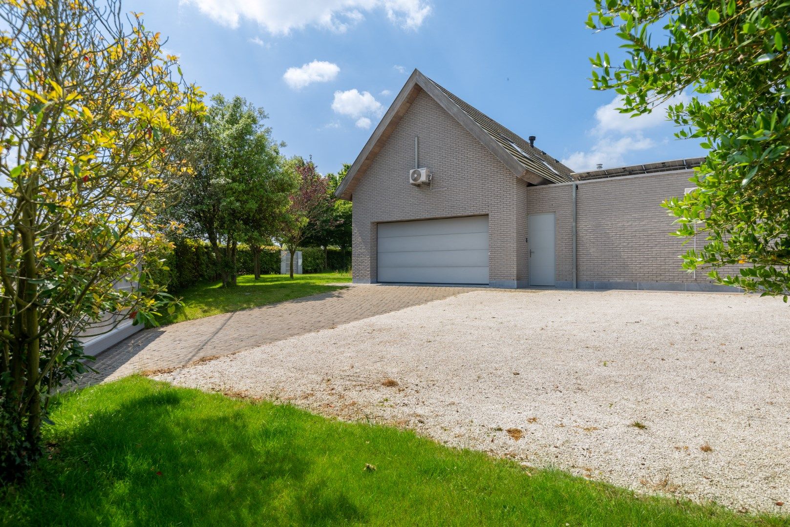 Zeldzaam! Landgoed 4035m² met quasi energie neutrale villa (322m²) te Opwijk foto 26