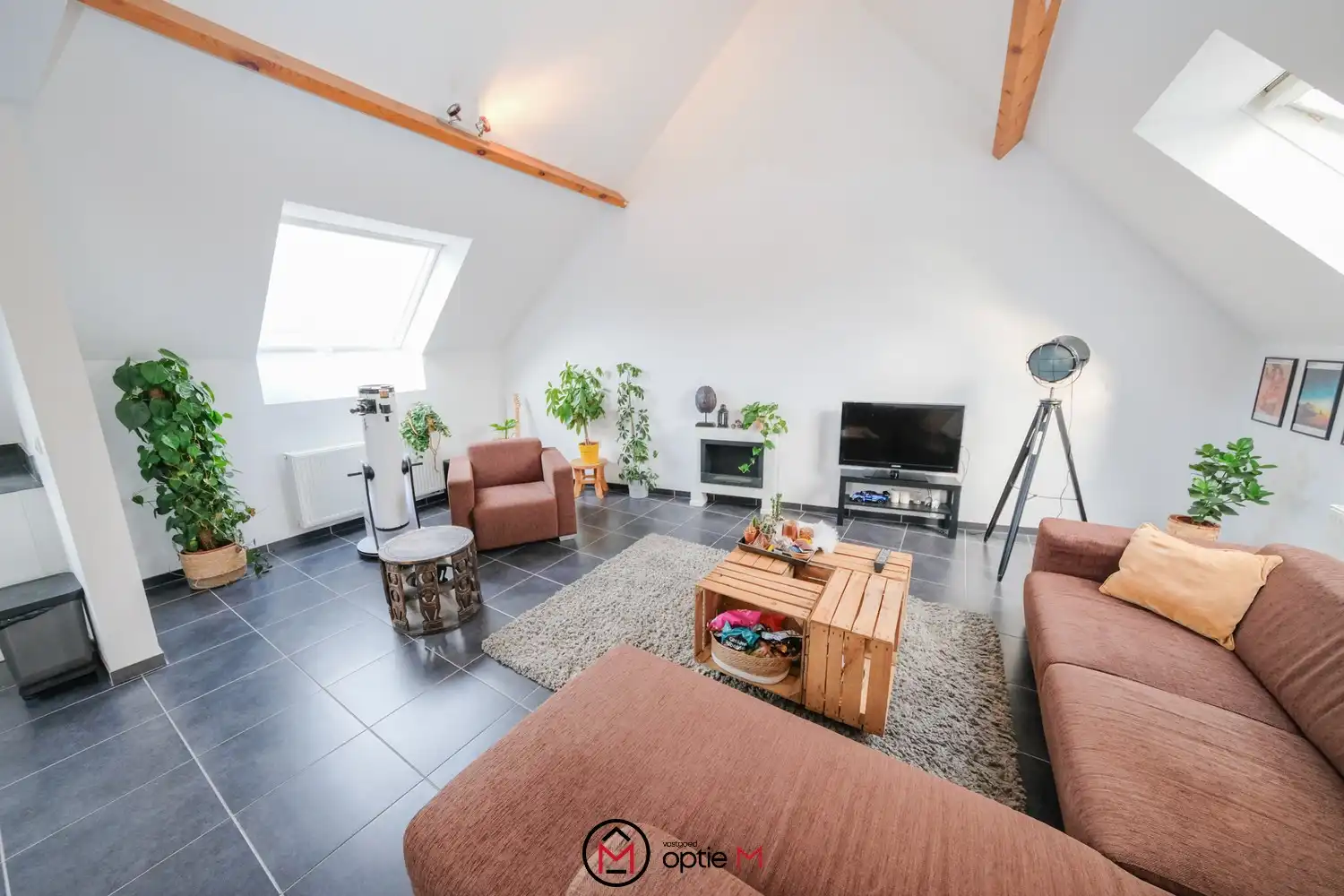 Duplex - appartement in het bruisende Munsterbilzen. foto 3