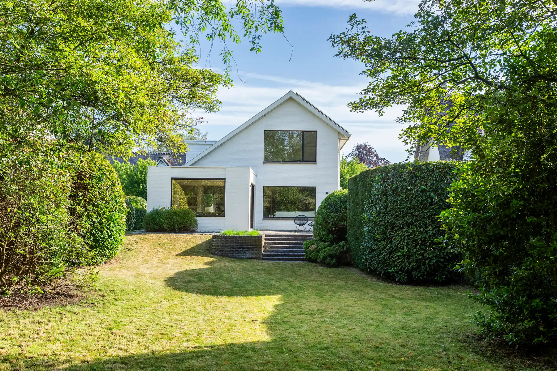 Recent gerenoveerde villa op toplocatie in Brasschaat foto 3