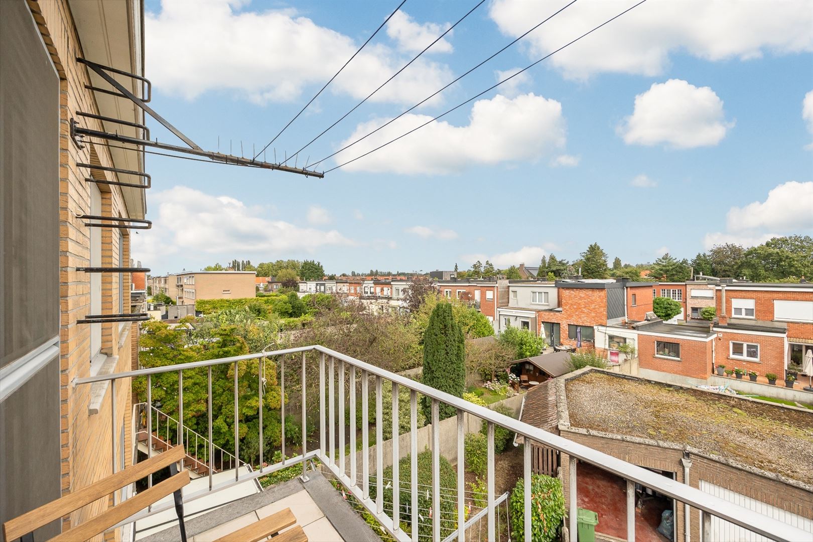 Instapklaar appartement met 3 slaapkamers en garagebox  foto 14