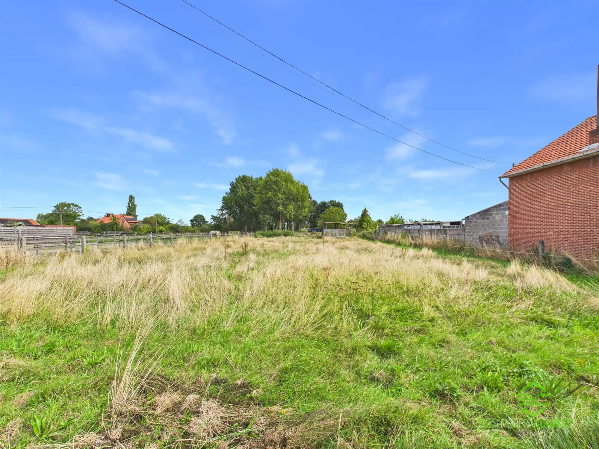 Te renoveren rustig gelegen woning op 20a 8ca! foto 6