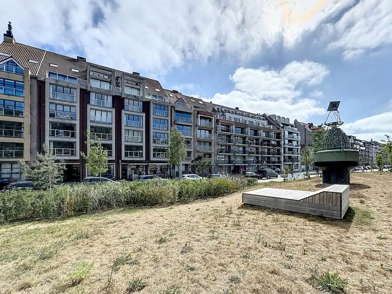 Ruim en lichtrijk appartement gelegen op de tweede verdieping van een goed onderhouden residentie foto 28