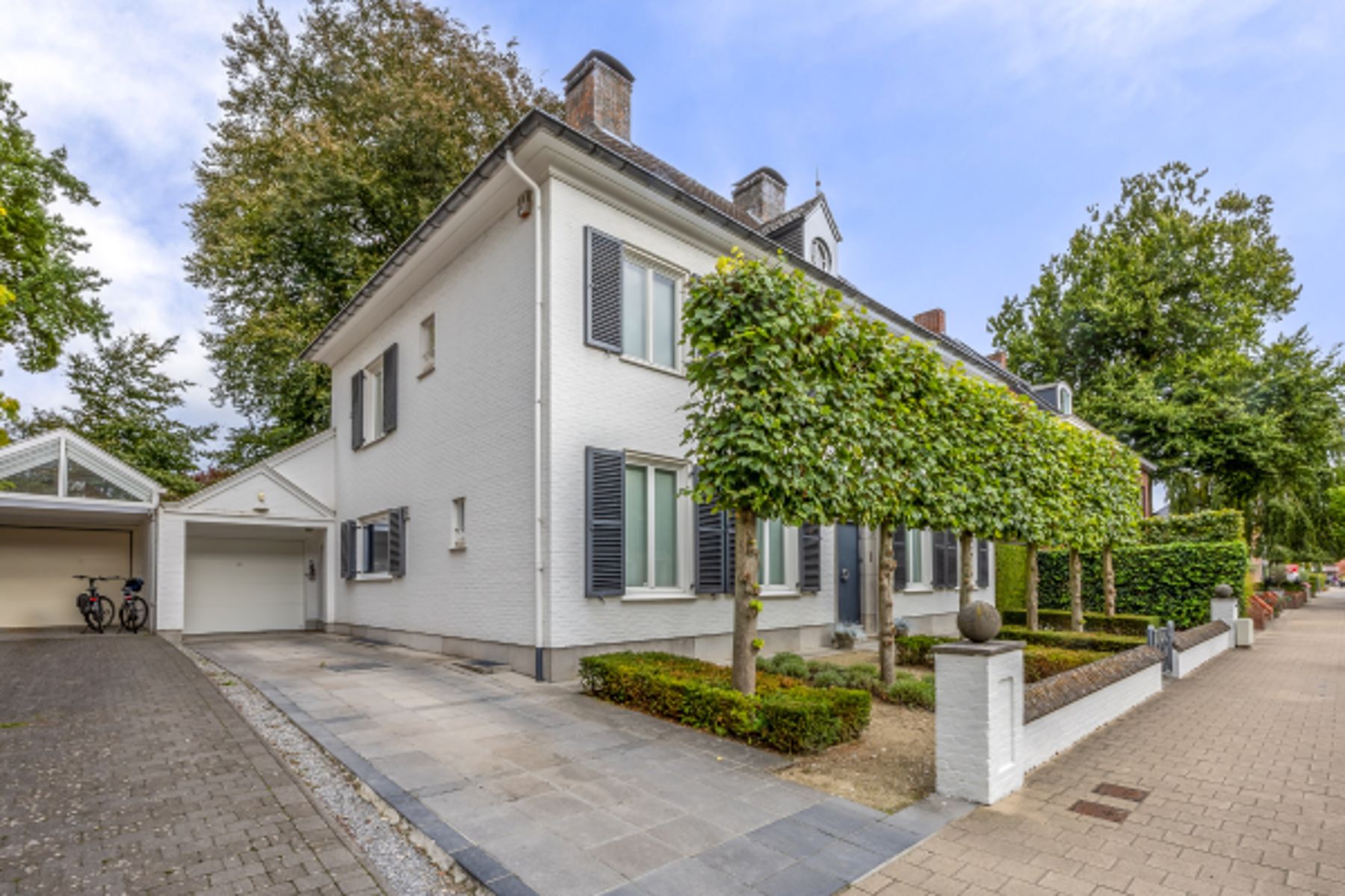 Instapklare, exclusieve manoir met 5 slpks en ruime garage foto 32