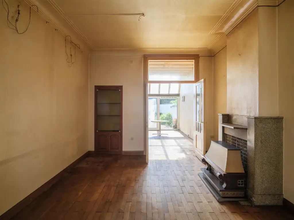 Karaktervolle interbellumwoning met uitzonderlijke stadstuin nabij de Coupure foto 8