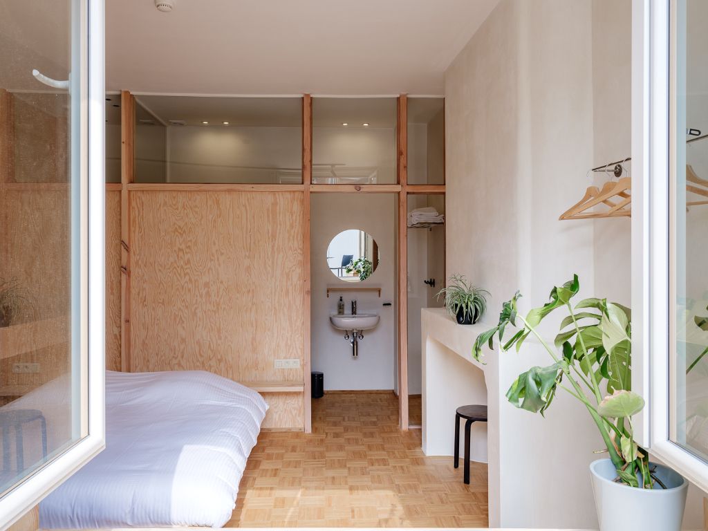 Bijzonder duplexappartement (240 m²) met vier slaapkamers, telkens met eigen sanitair en buitenruimte, gelegen in een kleinschalige residentie nabij het Zuid. foto 19