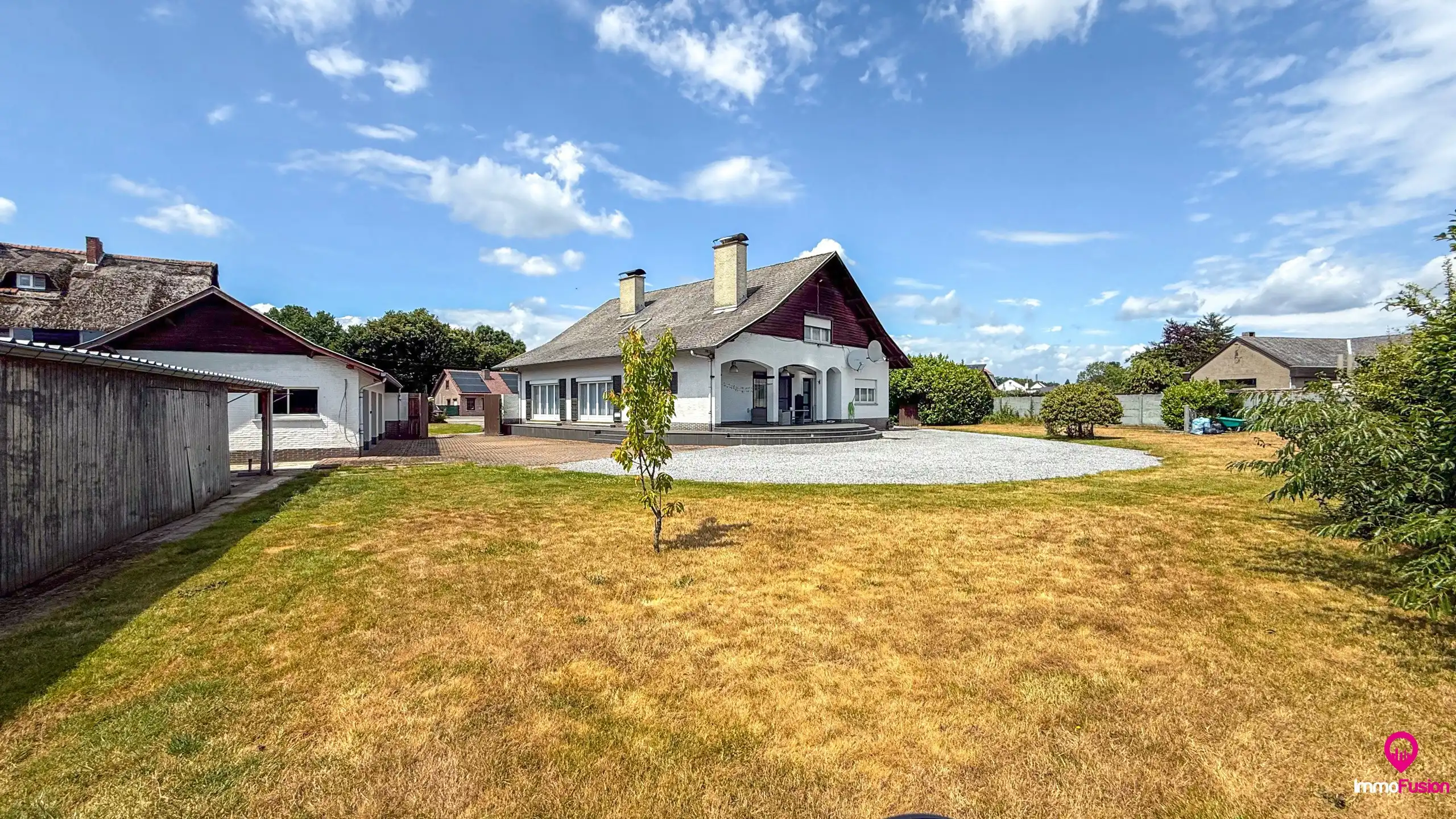 Instapklare, ruime woning met 6 slpks en enorme tuin op 26a! foto 55