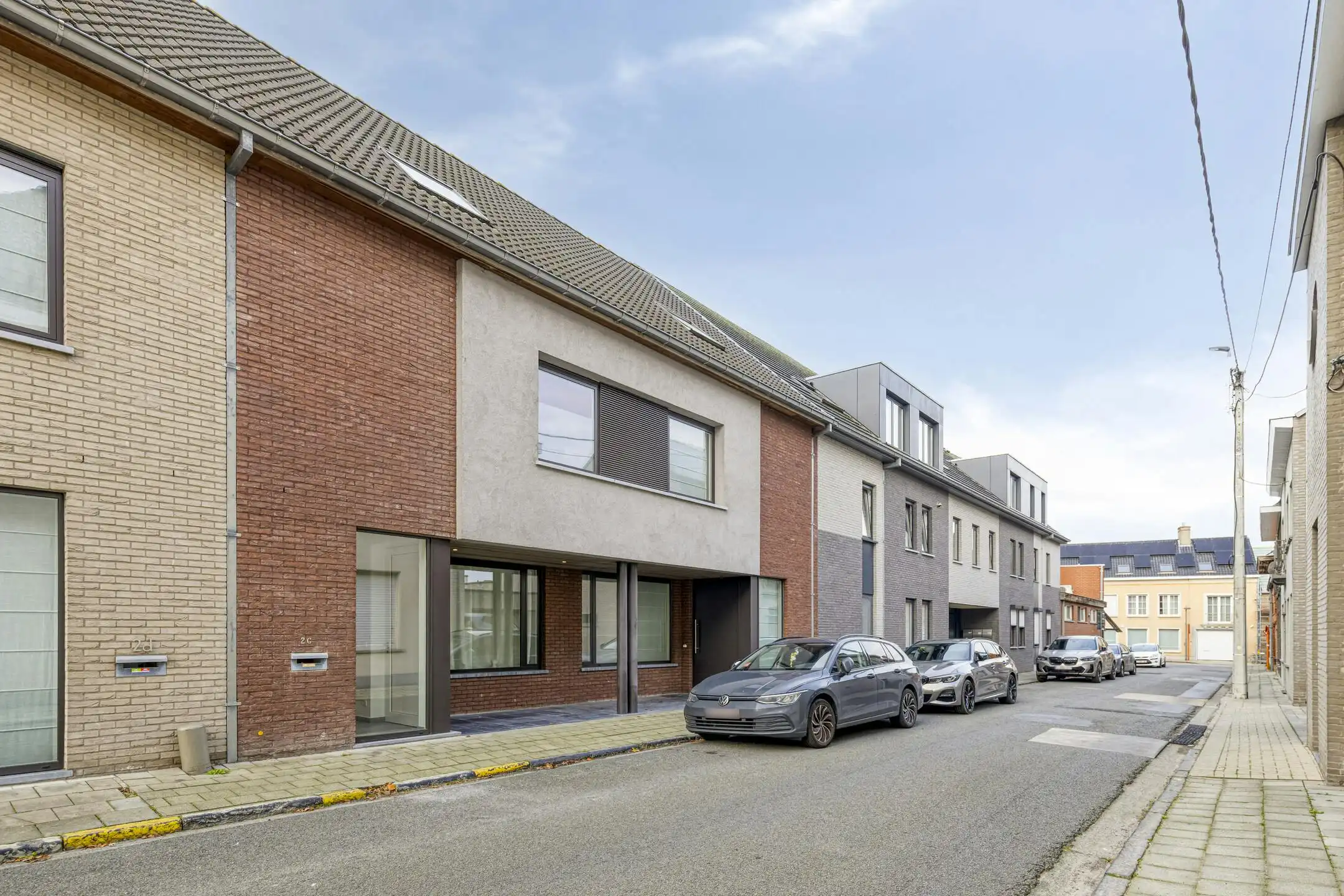 Instapklaar huis te koop met 4 slaapkamers, tuin en garage foto 16