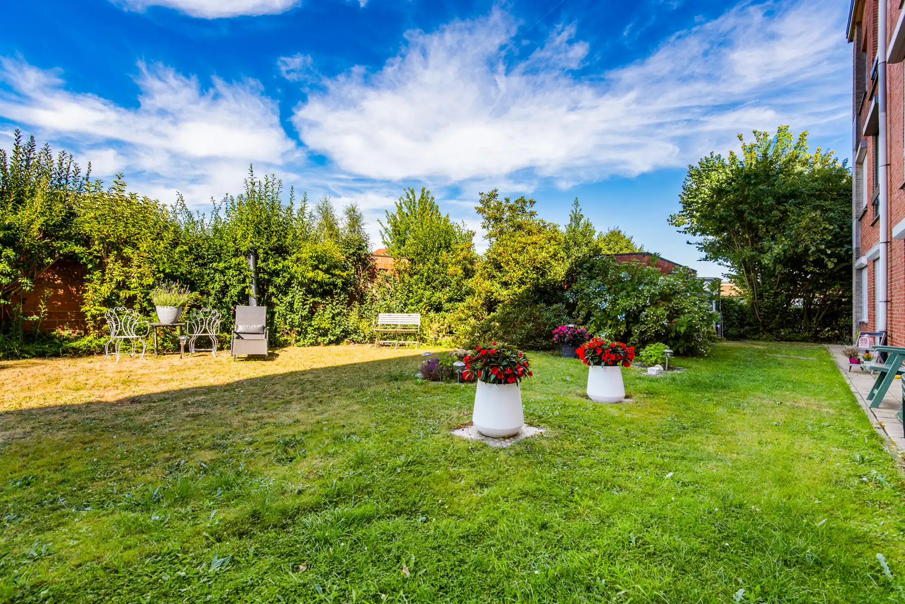 Instapklaar appartement met 3 kamers op een toplocatie! foto 7