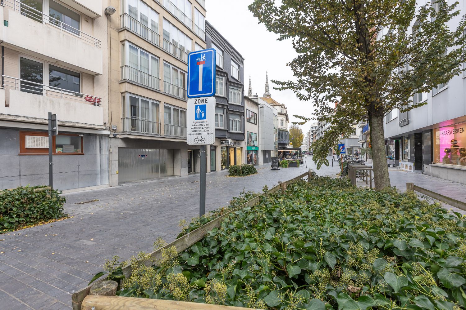 Gerenoveerd twee slaapkamer appartement op centrale ligging te Oostende foto 20