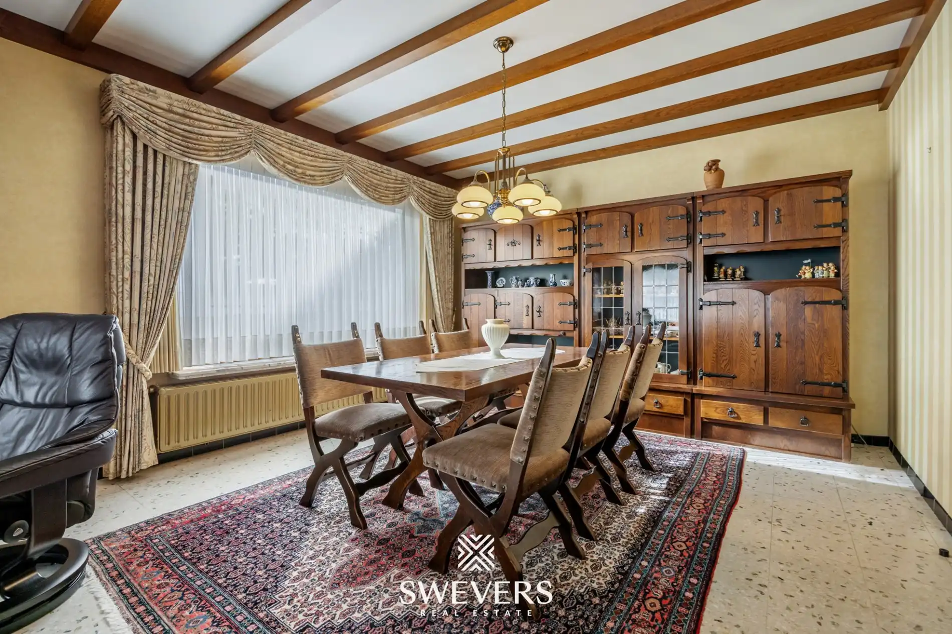 Leuke gezinswoning (4 slpk) met veel potentieel op zonovergoten perceel van 15a 84ca in doodlopende straat te Boekt foto 4