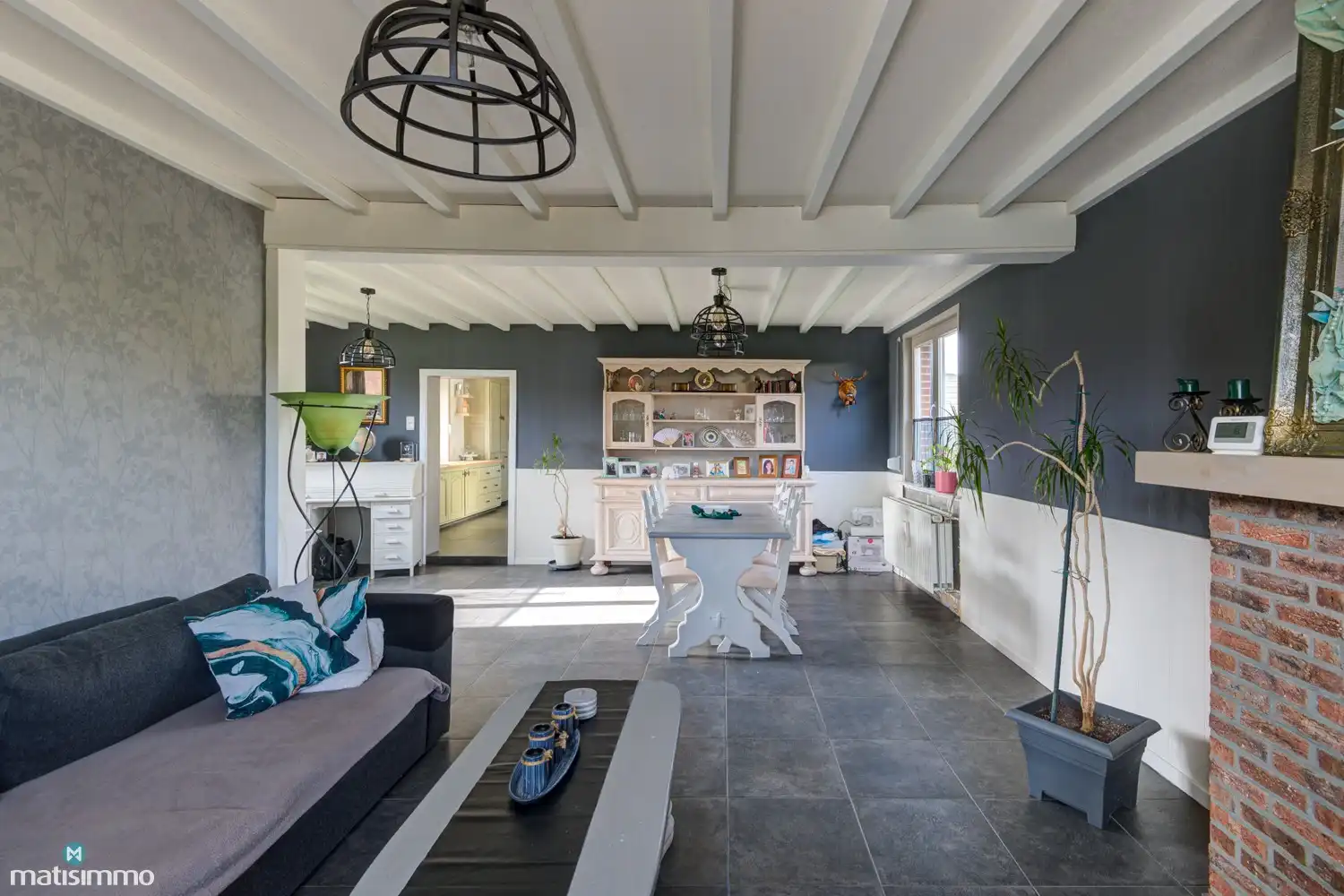 GERENOVEERDE, INSTAPKLARE VRIJSTAANDE WONING MET 3 SLAAPKAMERS IN NEEROETEREN (MAASEIK) foto 4