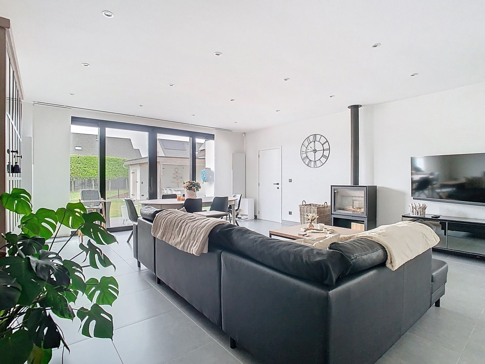 Instapklare HOB met 3 SLPK, tuin én garage! foto 4
