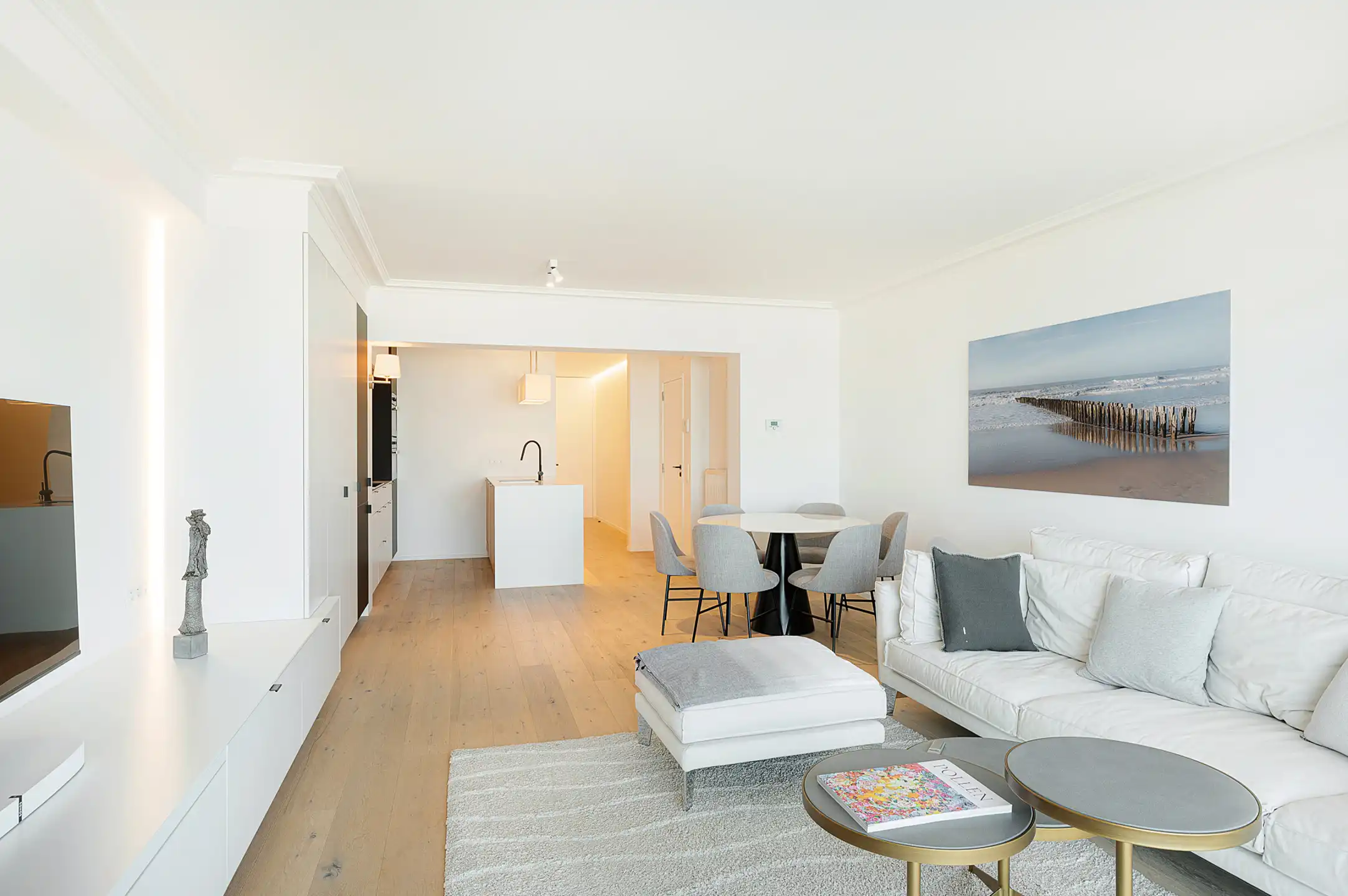 Stijlvol gerenoveerd appartement met frontaal zeezicht   foto 11