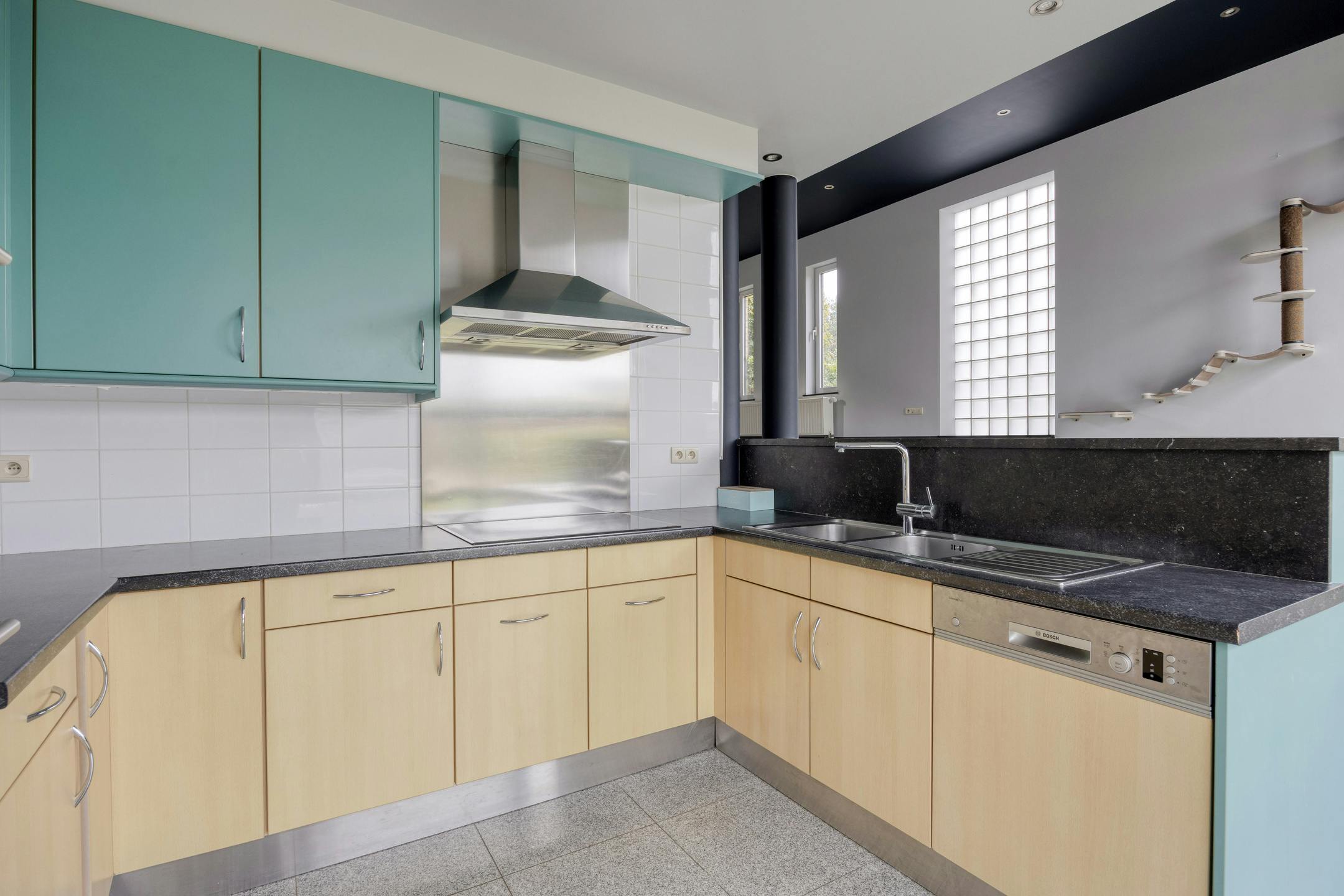 Vrijstaande woning met 4 slaapkamers te koop in Geel foto 12