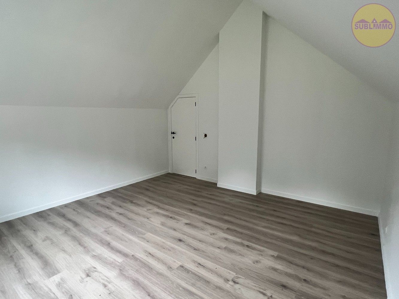 Prachtig gerenoveerde woning op een perceel van 243m². foto 13