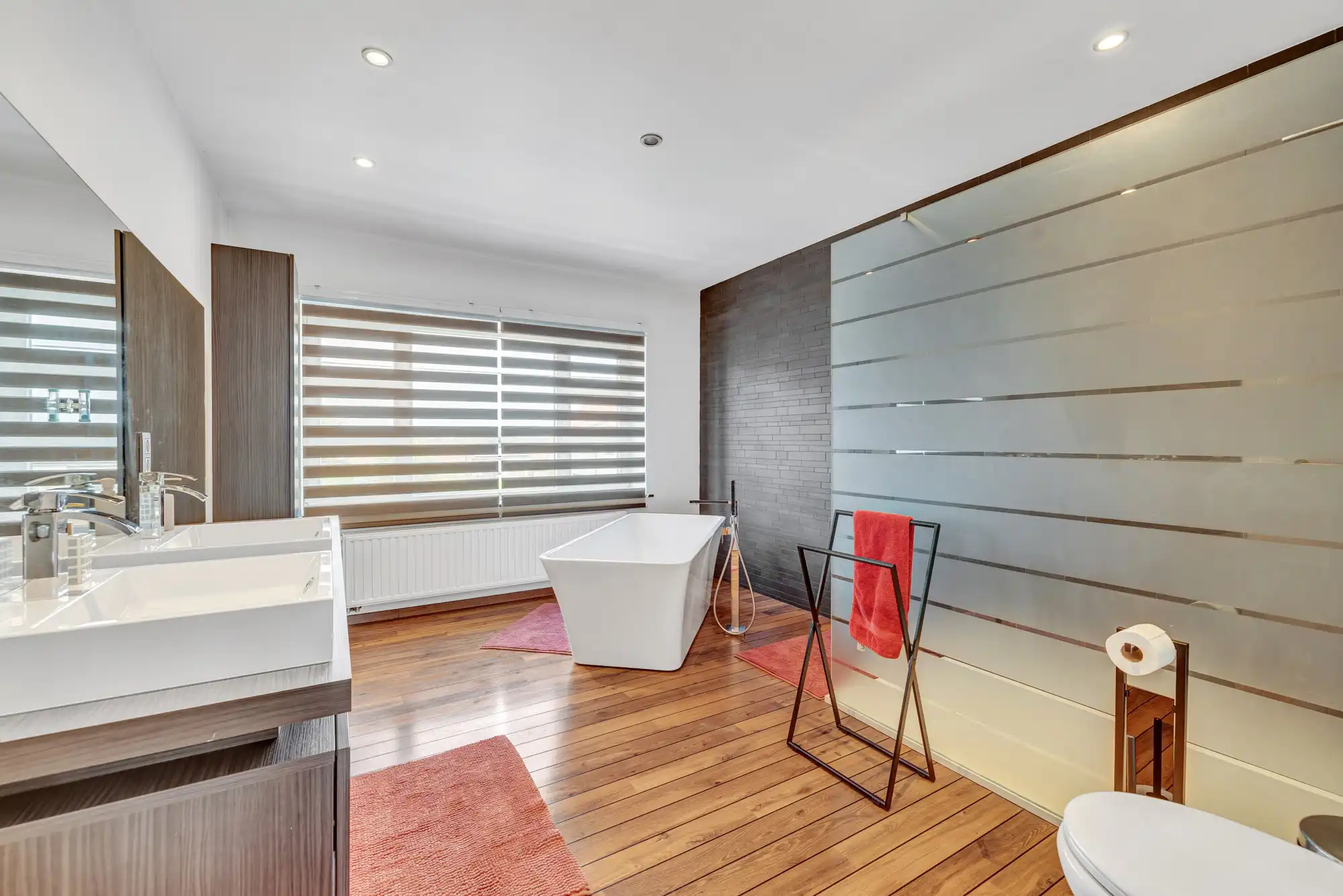 Energetische, instapklare woning op strategische ligging foto 19