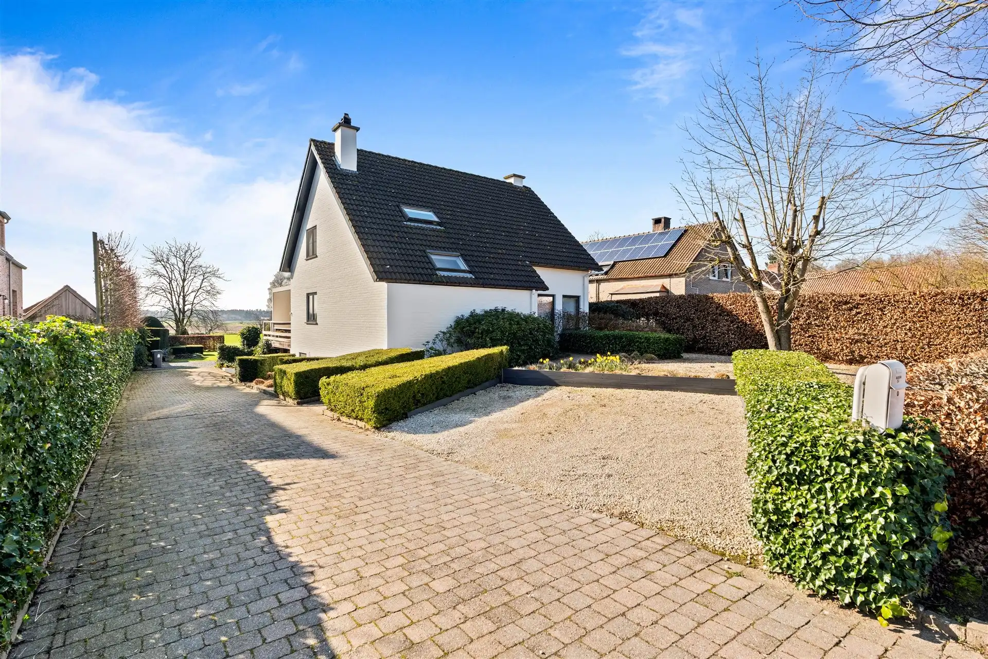 Open bebouwing op 5.402m² met fenomenaal uitzicht foto 2