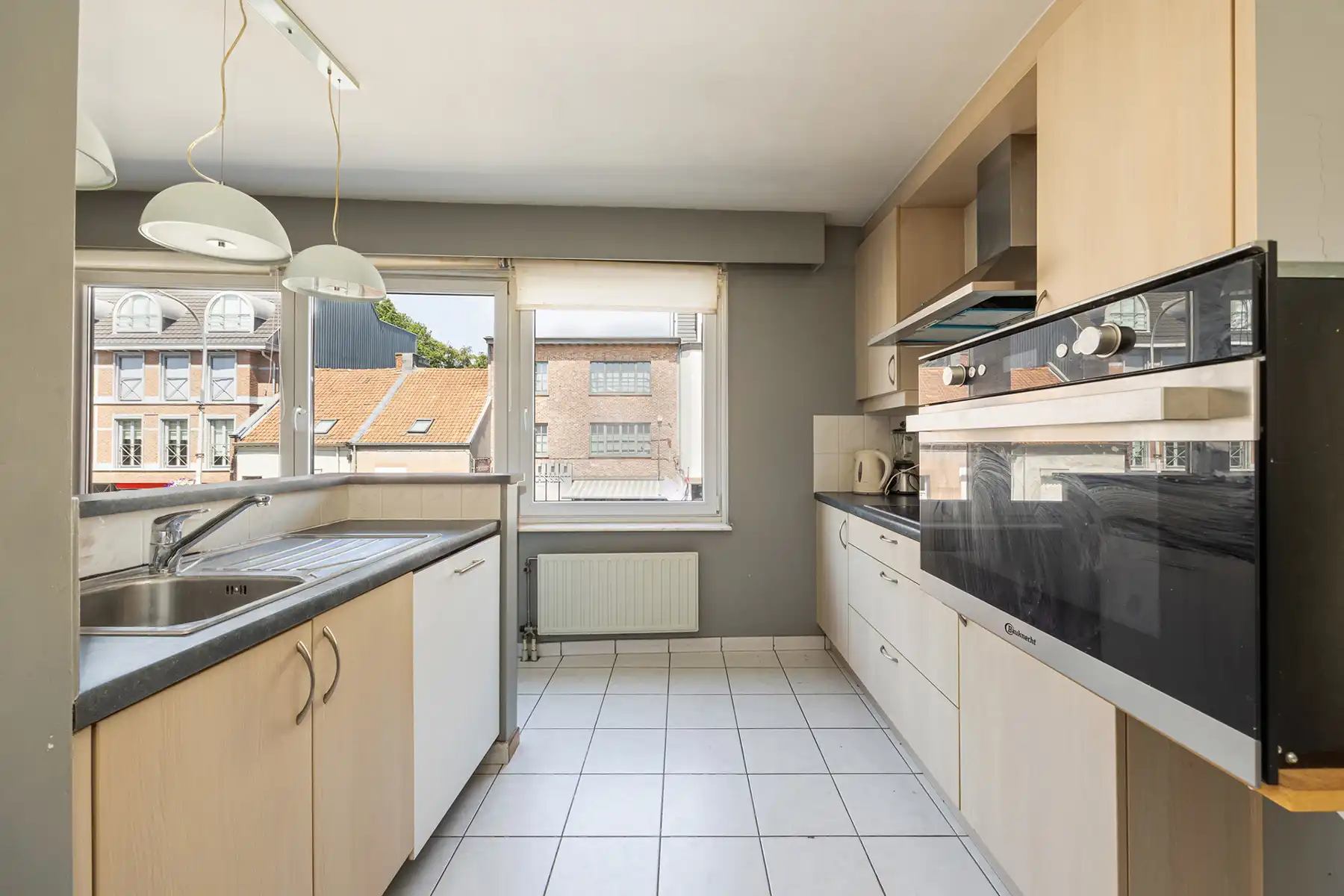 RUIM 4 SLAAPKAMER APPARTEMENT MET GARAGEBOX  foto 6