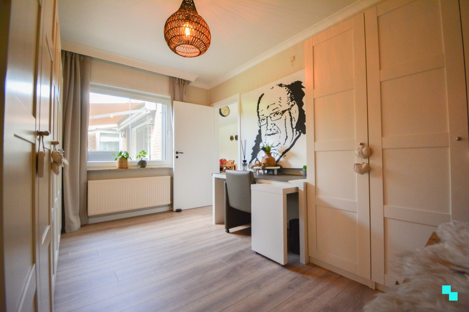 Instapklare woning te Sint-Eloois-Winkel foto 14