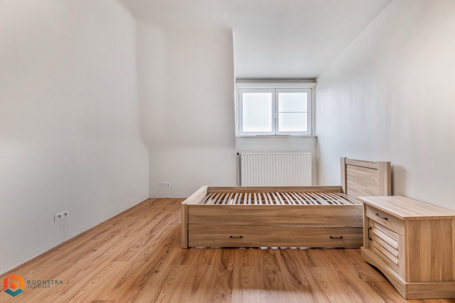 Woning met 3 slaapkamers en ruime garage foto 23