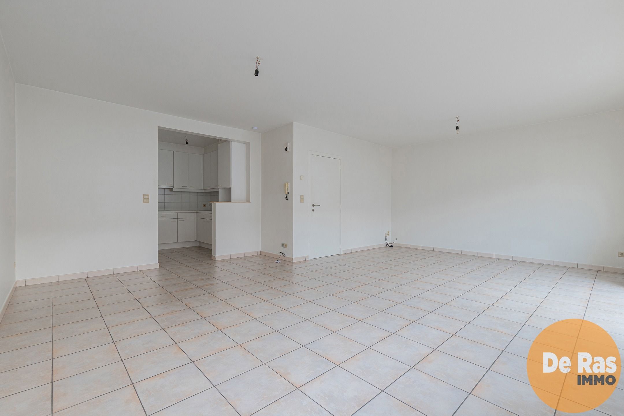 HERZELE - INSTAPKLAAR APPARTEMENT MET 2 KAMERS  foto 2