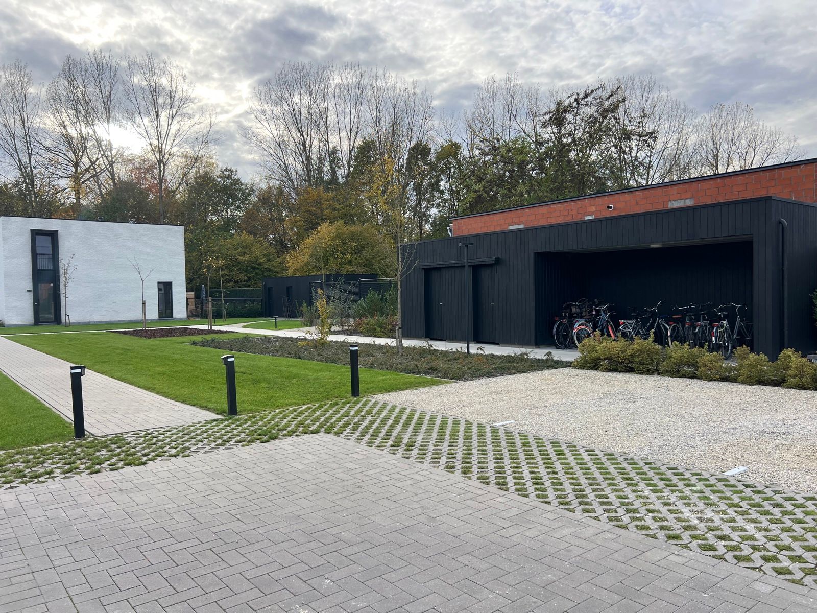 App (2023) met 2 slpk, groot terras (60m²) en carport foto 22