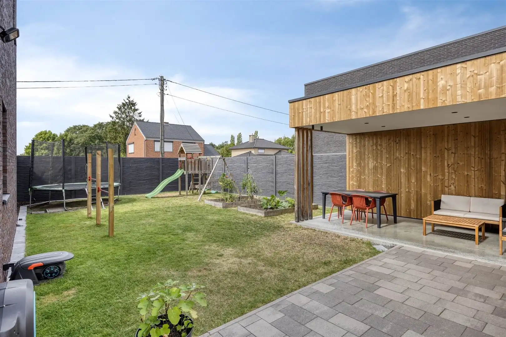 TE KOOP: Handelshuis met pizzeria & appartement in Koersel! foto 42