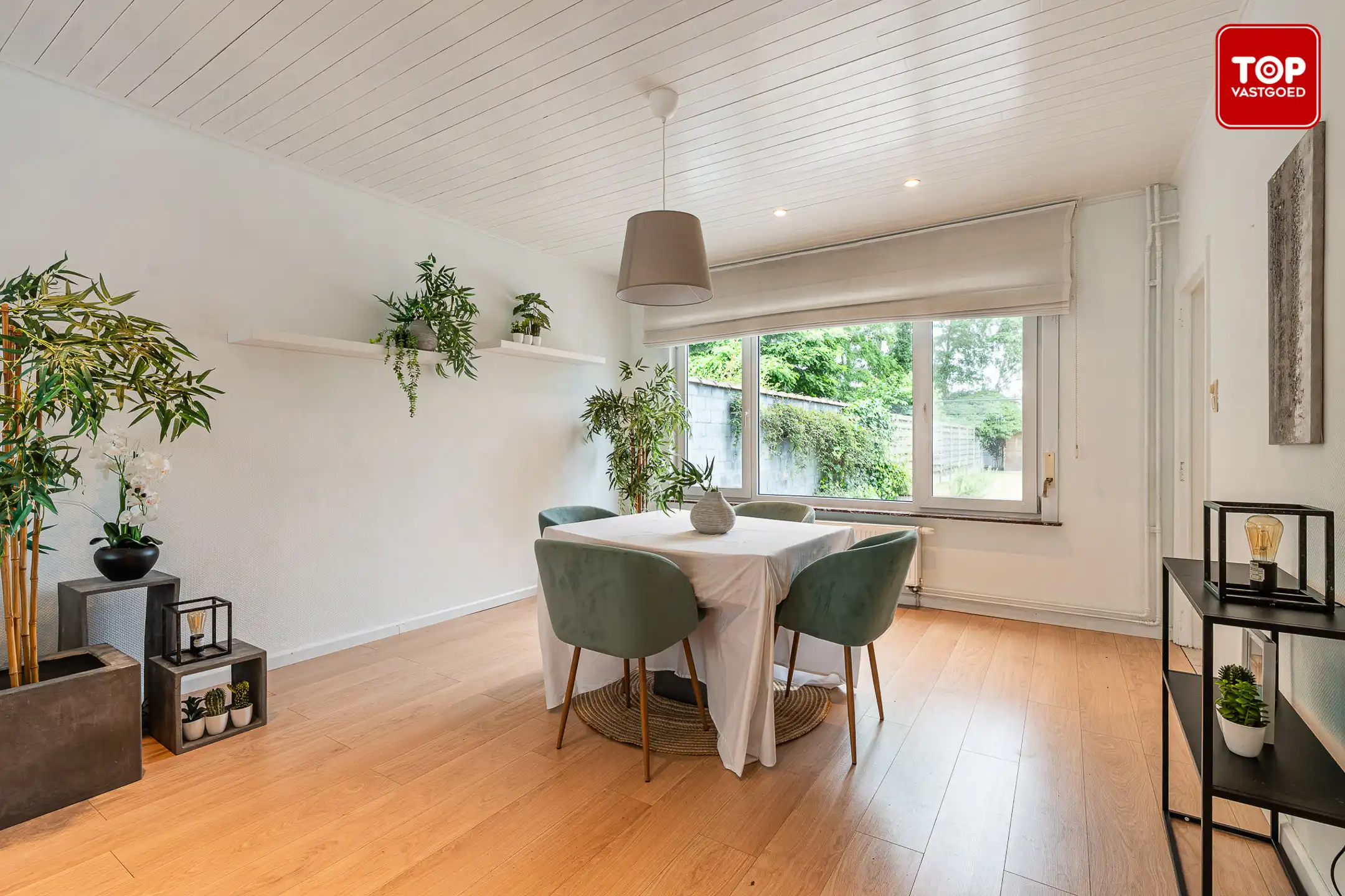 Instapklare woning met 3 slaapkamers, garage en zonnige tuin foto 5
