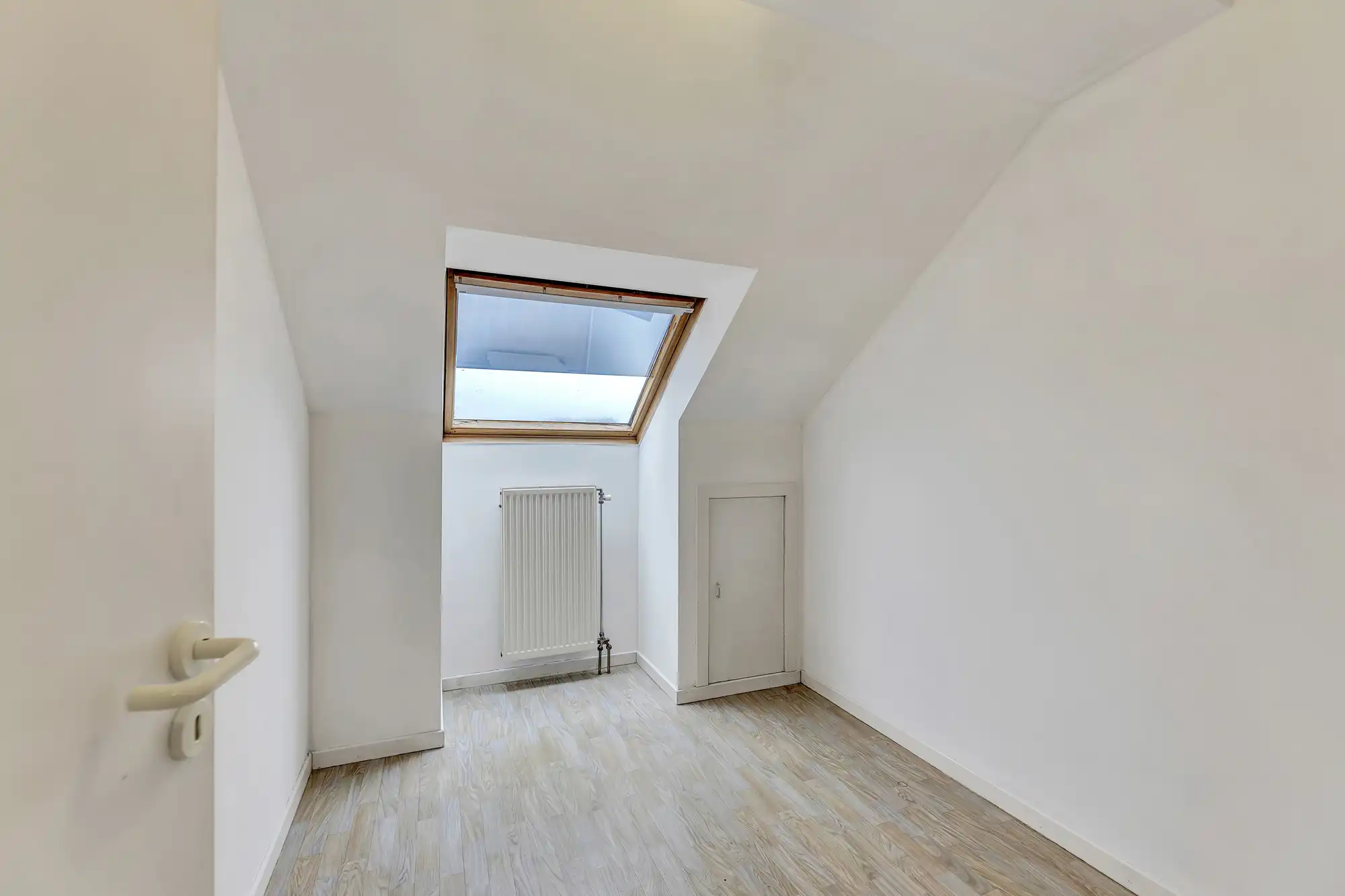 Instapklare HOB met tuin en garage foto 14