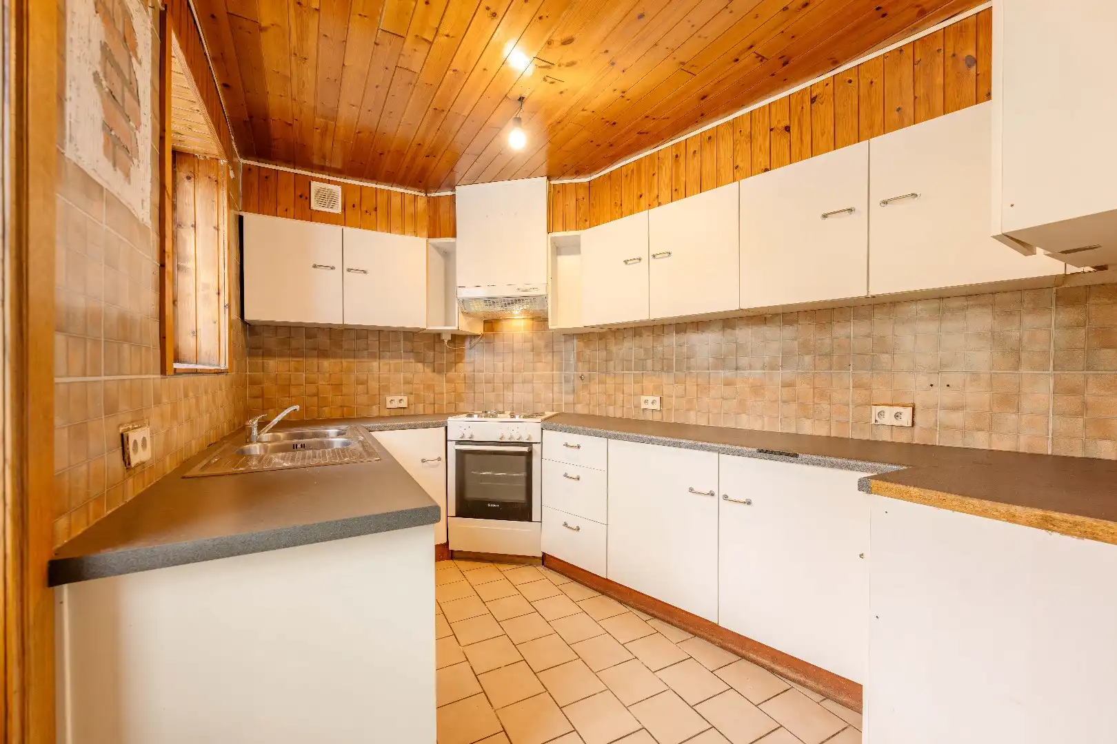 STARTERSWONING OF INVESTERINGSEIGENDOM IN HARTJE AARSELE  foto 3