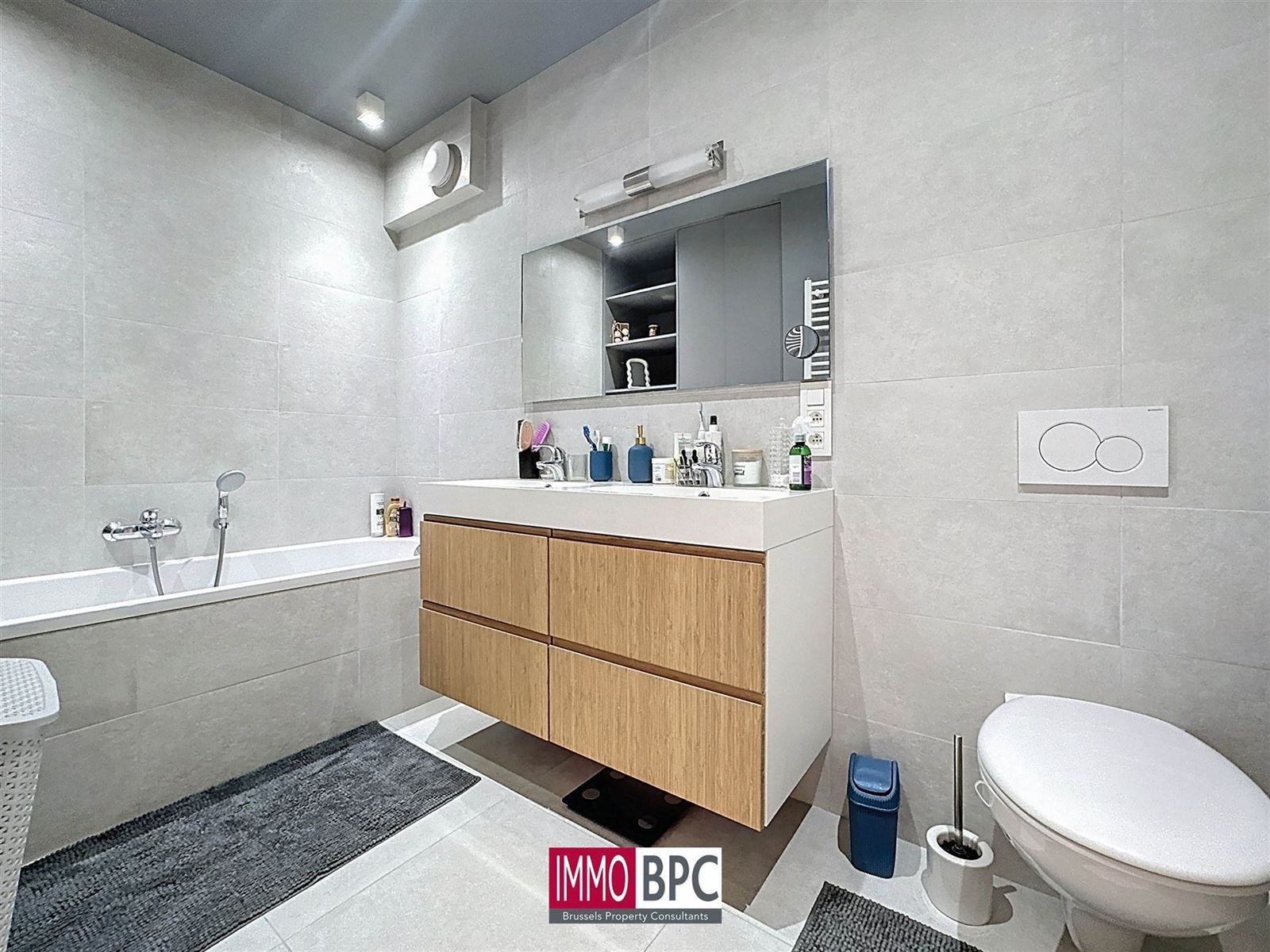 UITZONDERLIJKE MODERNE OPBRENGSTEIGENDOM IN GANSHOREN – 595 m² WOONOPPERVLAKTE foto 16