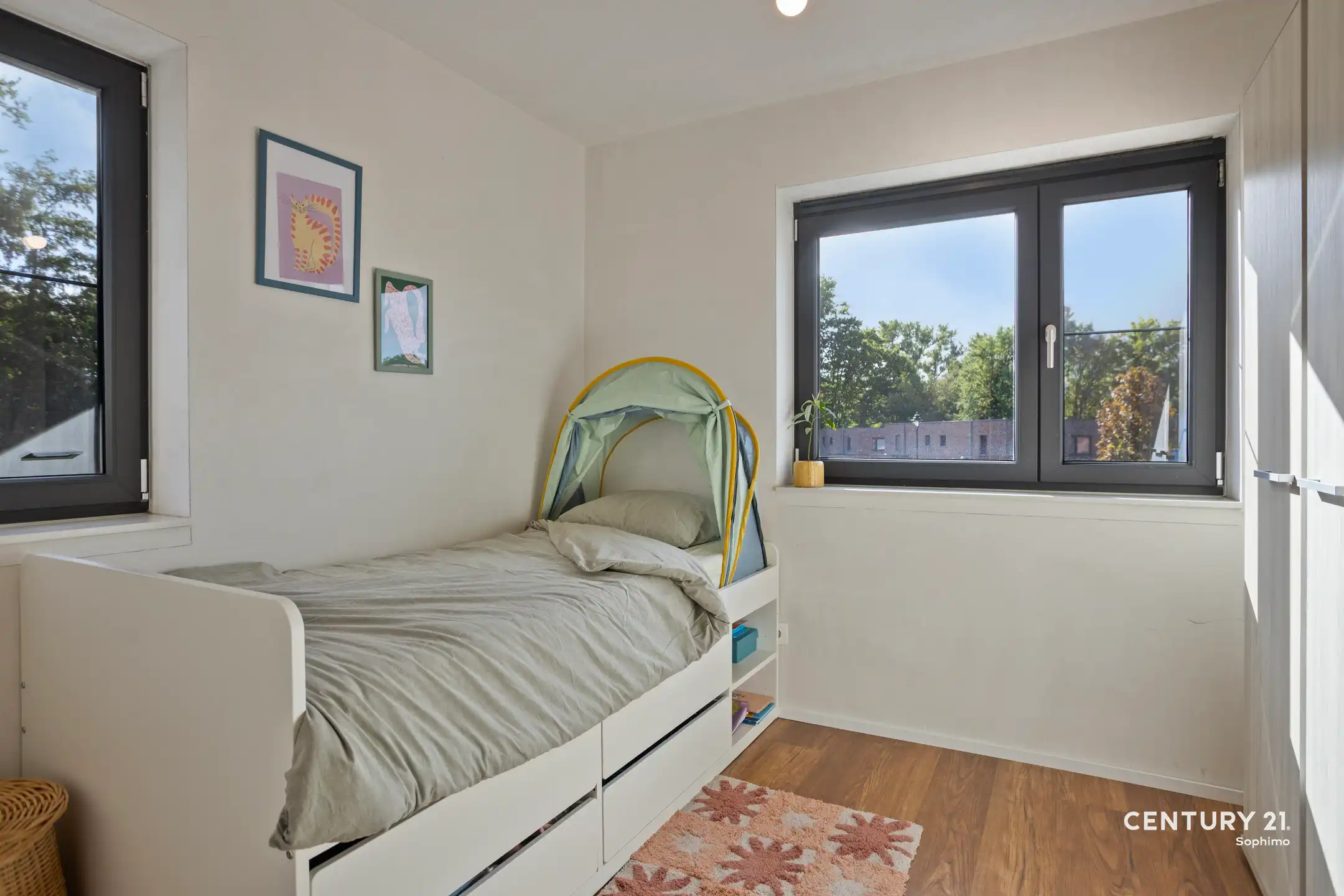 Recente, instapklare woning met 4 slaapkamers foto 20