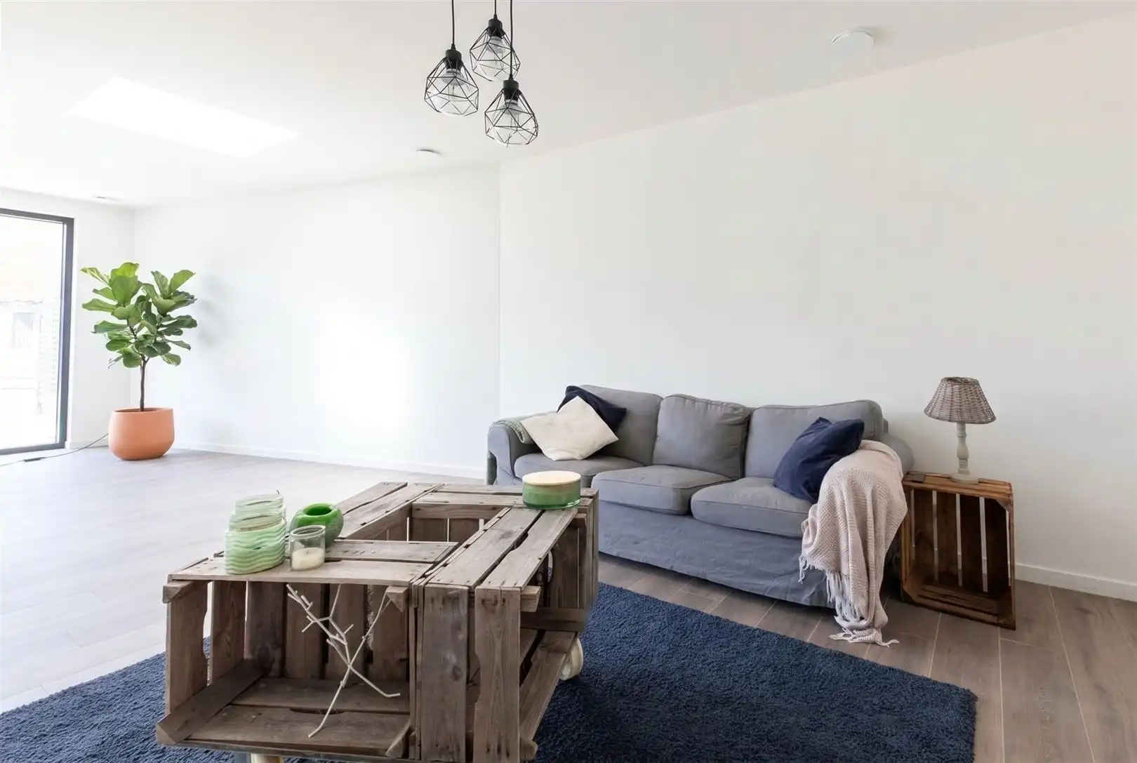 Volledig afgewerkte nieuwbouwwoning MOGELIJKS 6% BTW !! foto 8