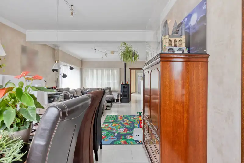 Instapklare woning met 4 slaapkamers in het rustige groene Baal foto 7