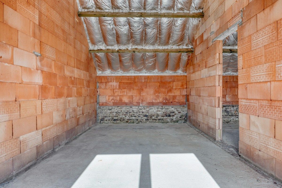 Ruime casco woning foto 14