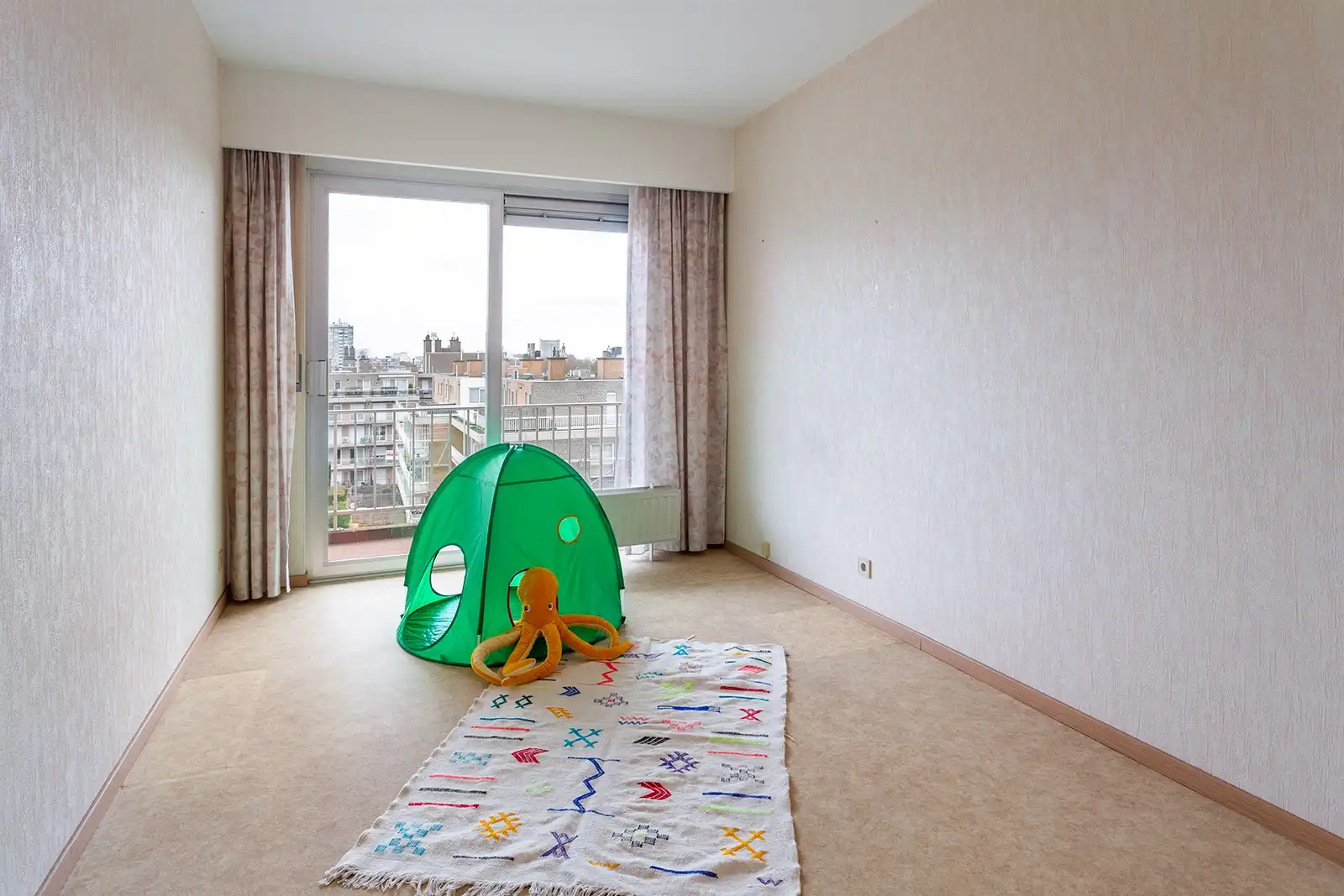 2 slaapkamer appartement met veel lichtinval foto 24