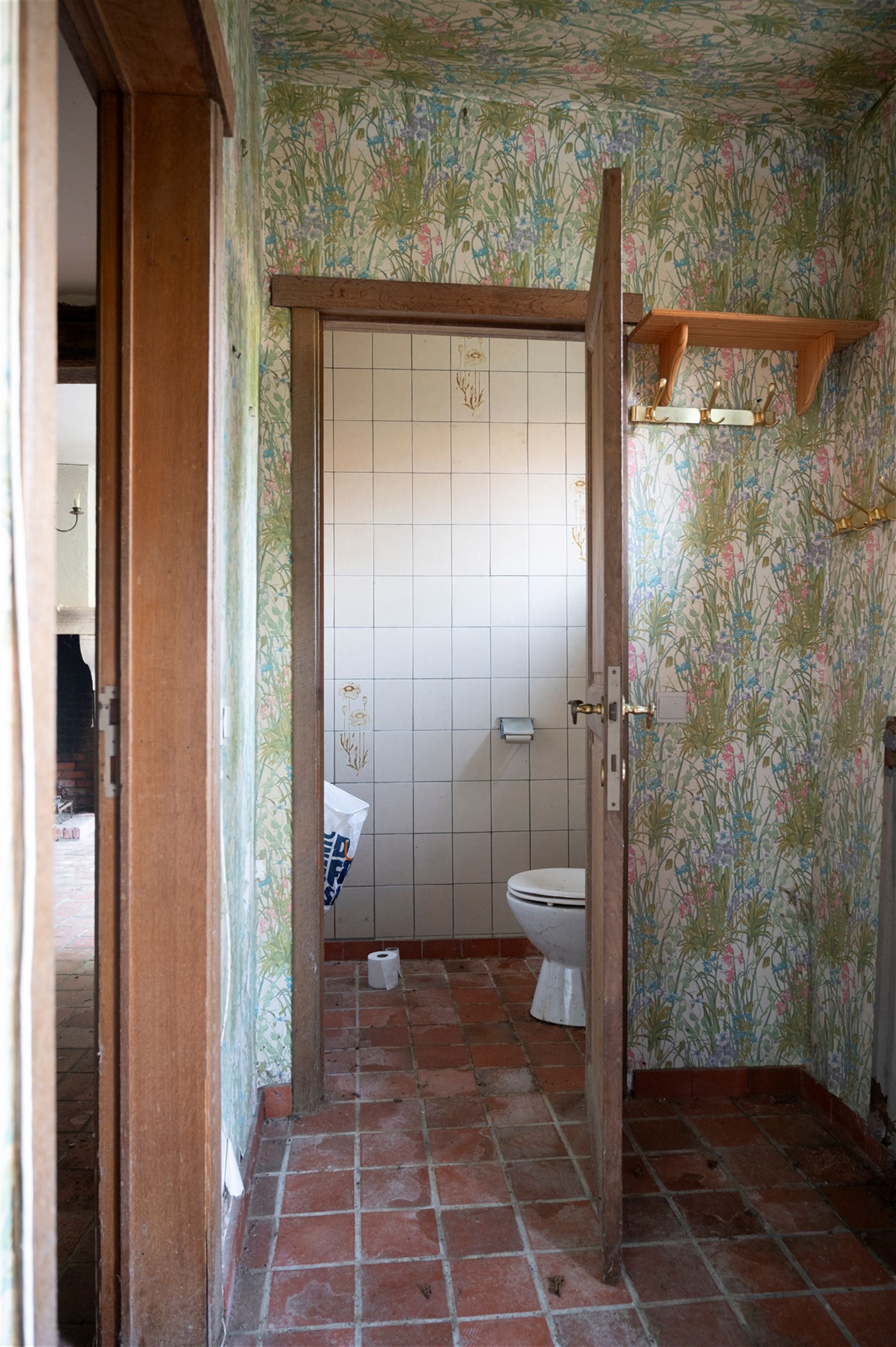 volledig te renoveren woning foto 6