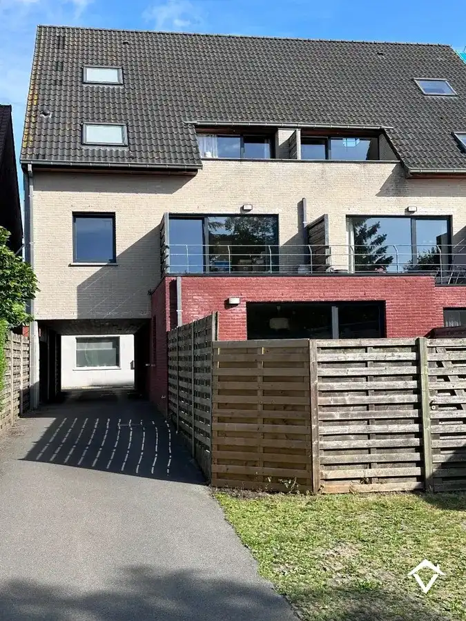 Instapklaar appartement met 2 slaapkamers en garage te Torhout foto 22