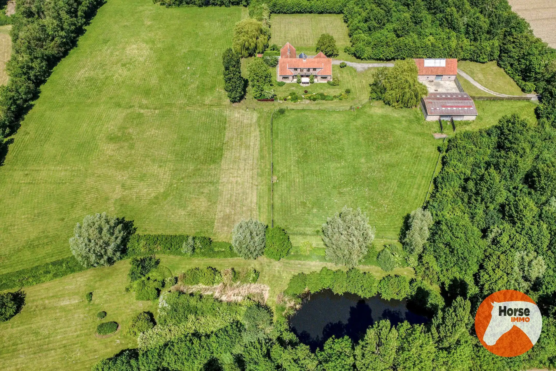 ROESELARE – Unieke villa met bijgebouwen op 4,7 ha foto 49